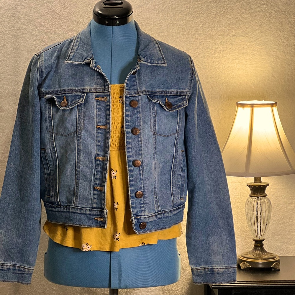 Classic Old Navy Kids Jean Jacket - Size XL (14)